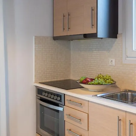 Sea Wind And Апарт-отель 4*