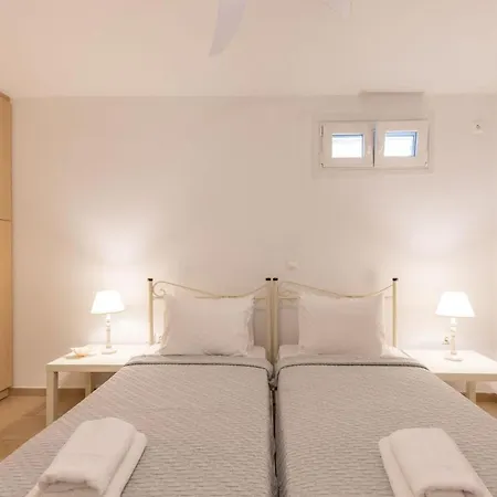 Апарт-отель Sea Wind And Тоурлос