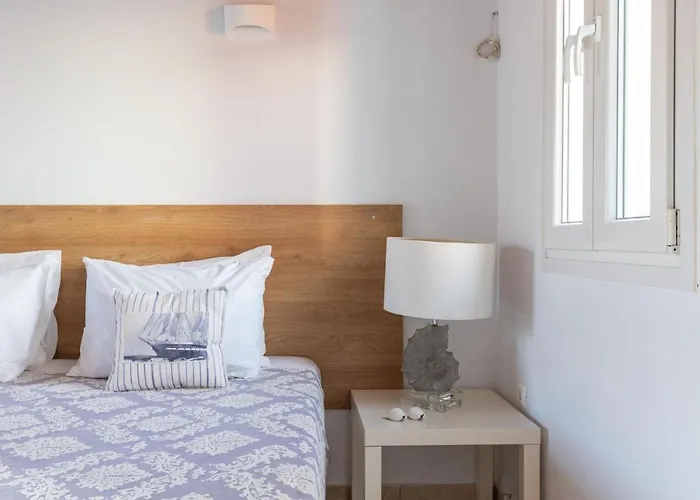 Aparthotel Sea Wind And 4*