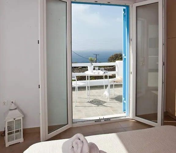 Aparthotel Sea Wind And 4*