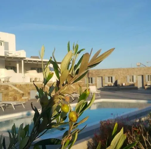 Sea Wind And Apartahotel Tourlos