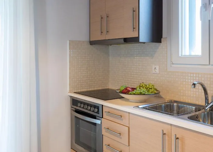 Sea Wind And شقة فندقية 4*