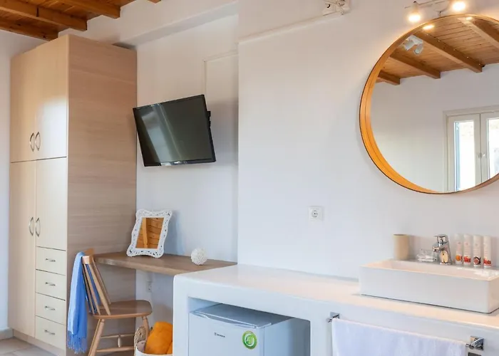 Sea Wind And 4* تورلوس