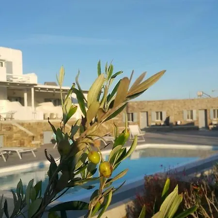 Sea Wind And Apartmanhotel Túrlosz