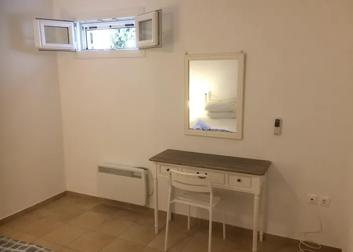 מלון דירות Sea Wind And טורלוס